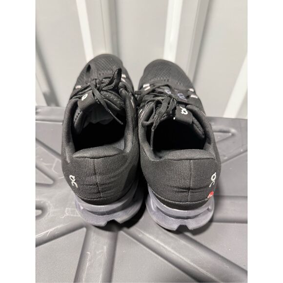 On Cloudflow Running Shoes Men’s 10 EU44 Black CloudTec Lightweight Trainers